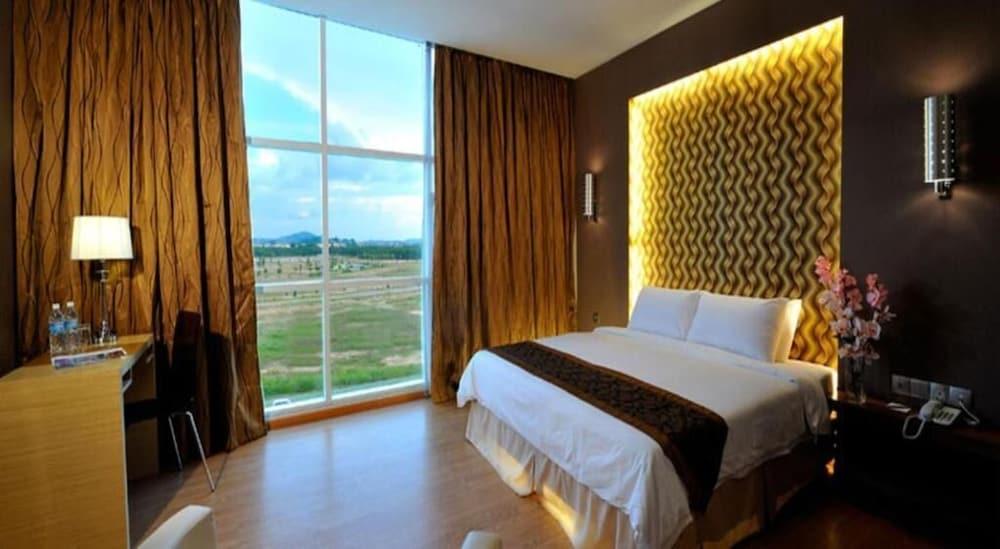 Courtyard Hotel 1Borneo Kota Kinabalu Extérieur photo