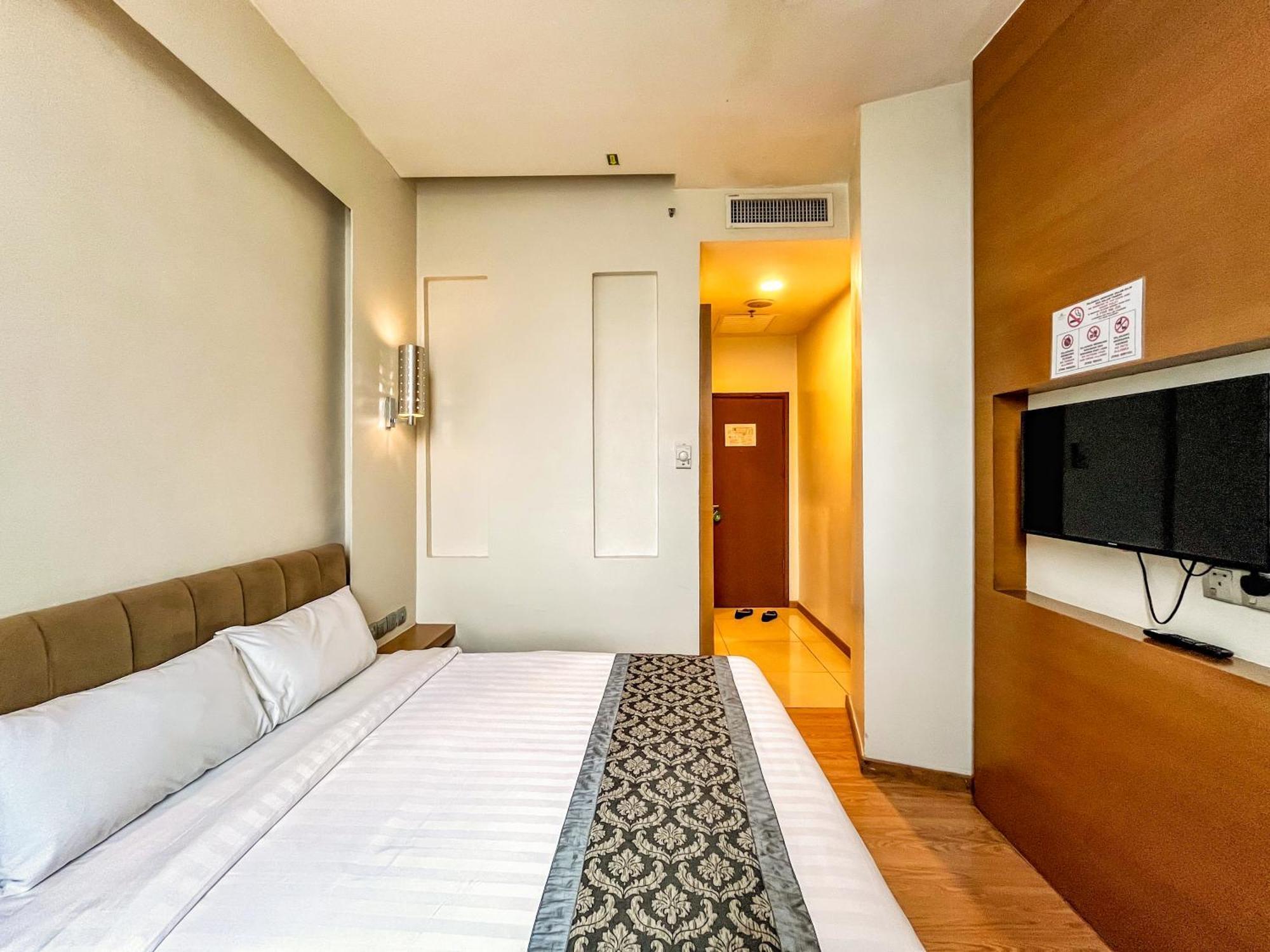 Courtyard Hotel 1Borneo Kota Kinabalu Extérieur photo